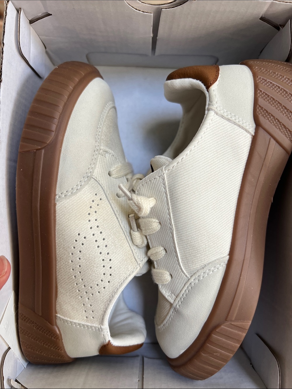 Cream Canvas Sneakers with Brown Gum Sole size 11 new